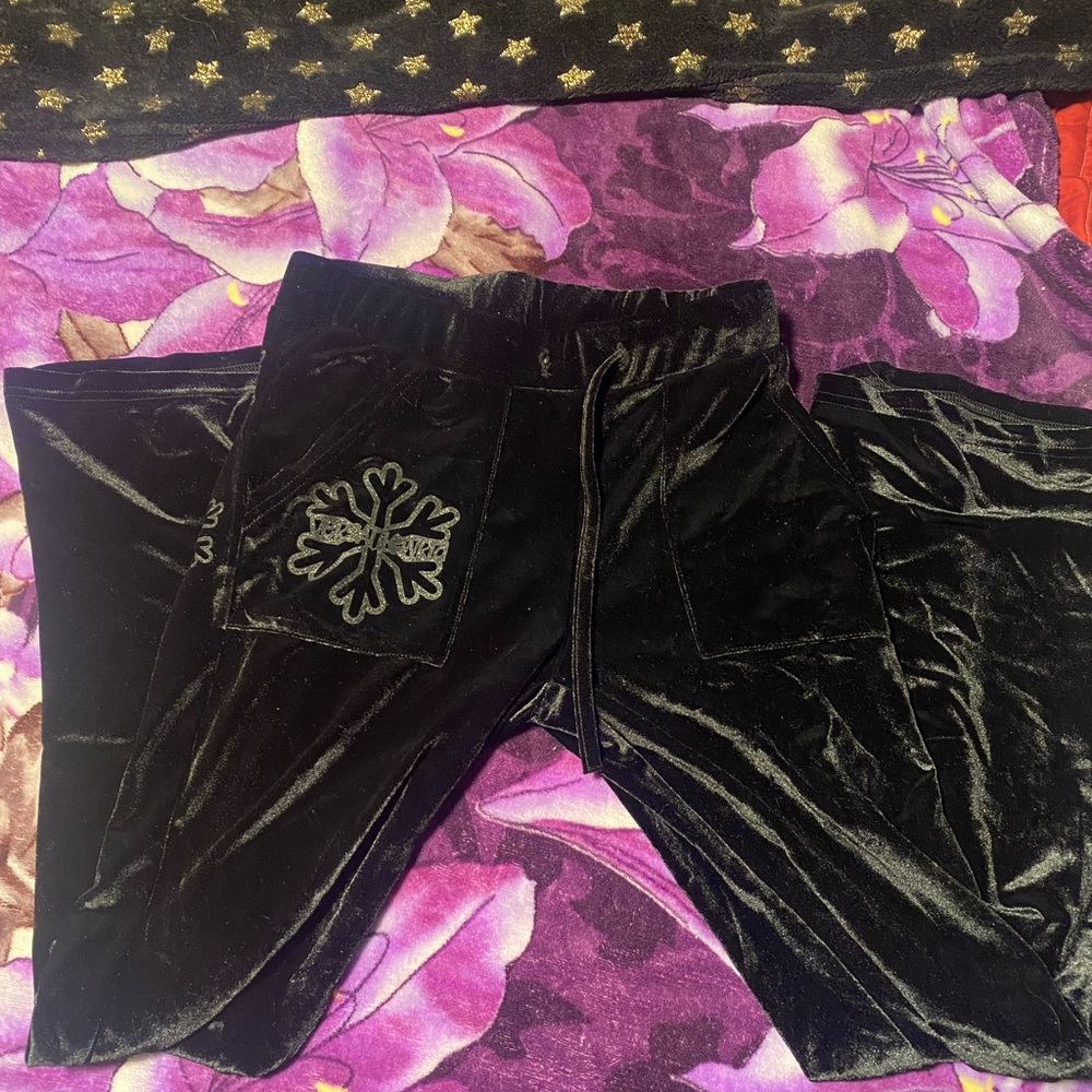 Women’s black tracksuit